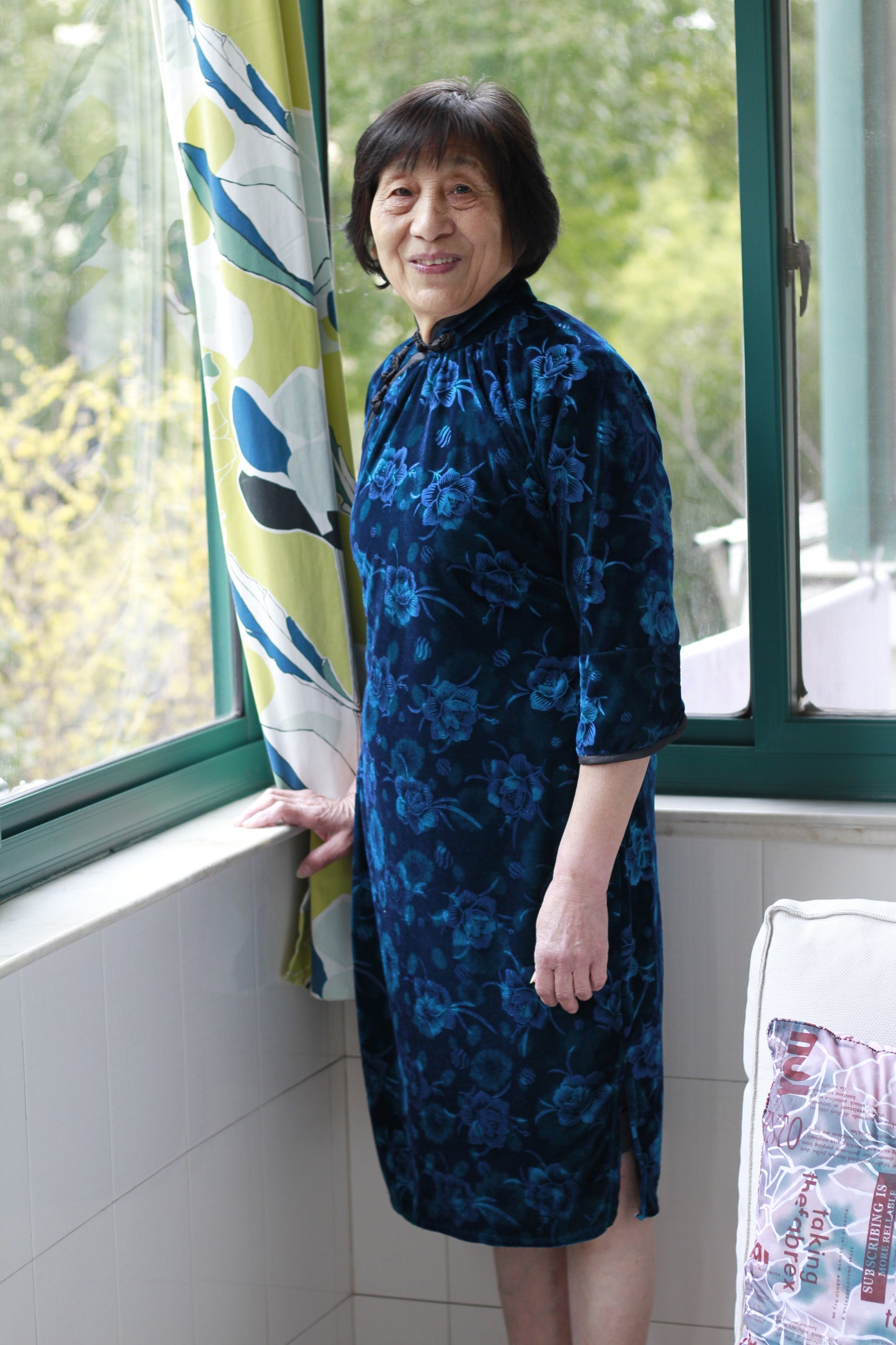 Digital Sewing Pattern: Vintage-Inspired Qipao Sewing Pattern – Flat-Cut, Mid-Length Sleeve, Knee-Length, Side-Closure with Mandarin Collar