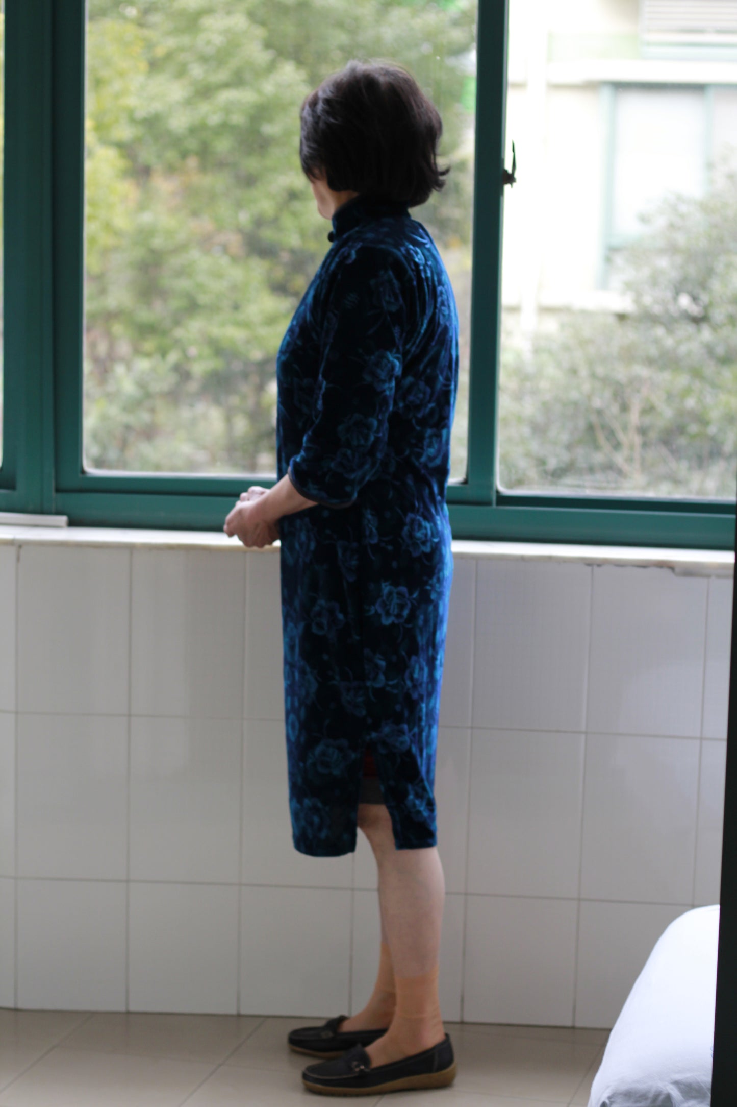 Digital Sewing Pattern: Vintage-Inspired Qipao Sewing Pattern – Flat-Cut, Mid-Length Sleeve, Knee-Length, Side-Closure with Mandarin Collar