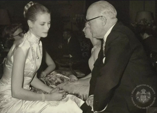 Grace Kelly was a fan of Cheongsam